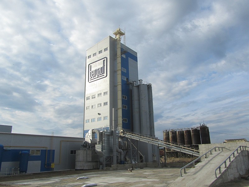 Грунтовка, клей плиточный, для газоблока, шпаклевка, штукатурка Bergauf